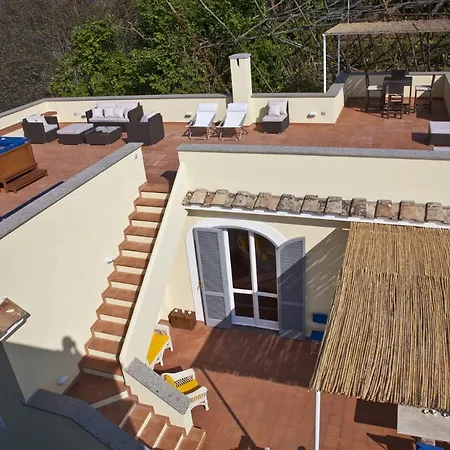 Villa I Cavalieri Del Giglio