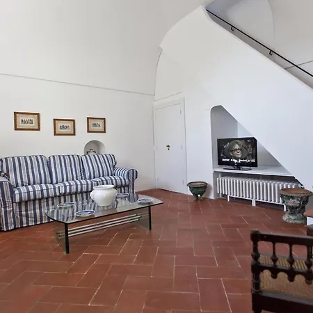 Villa I Cavalieri Del Giglio Massa Lubrense