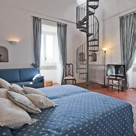 Villa I Cavalieri Del Giglio
